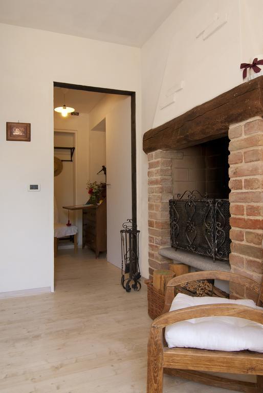 Bed and Breakfast Casale Osvalda Альфьяно-Натта Номер фото